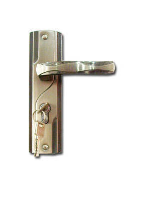 汉中锁具与五金行业的市场探索 以正齐锁具与九正建材网为例